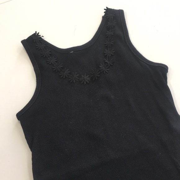 BLACK TANK TOP SIZE SMALL - Picture 1 of 2
